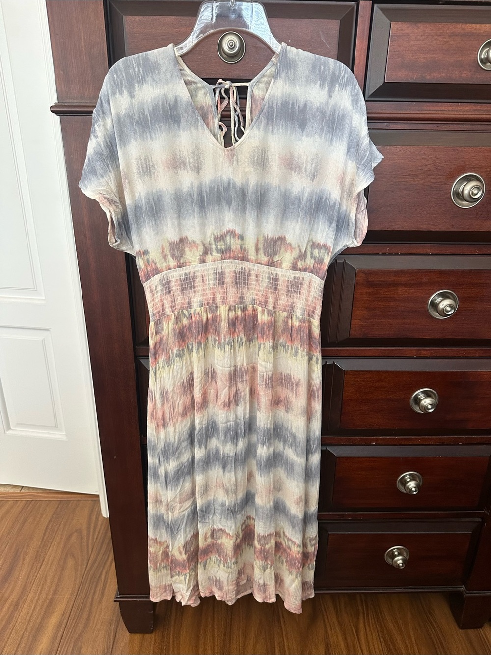 Bebop women’s Sz Large pastel dress elastic waist gauzy fabric lightweight